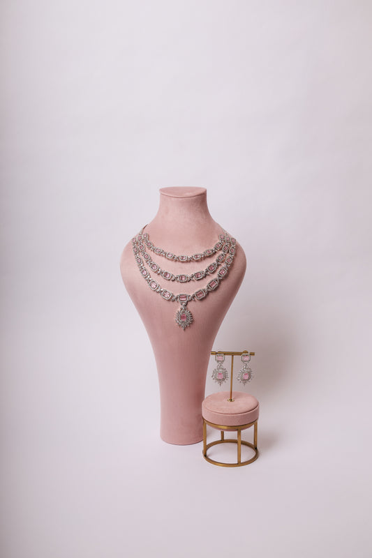 ZAARA NECKLACE