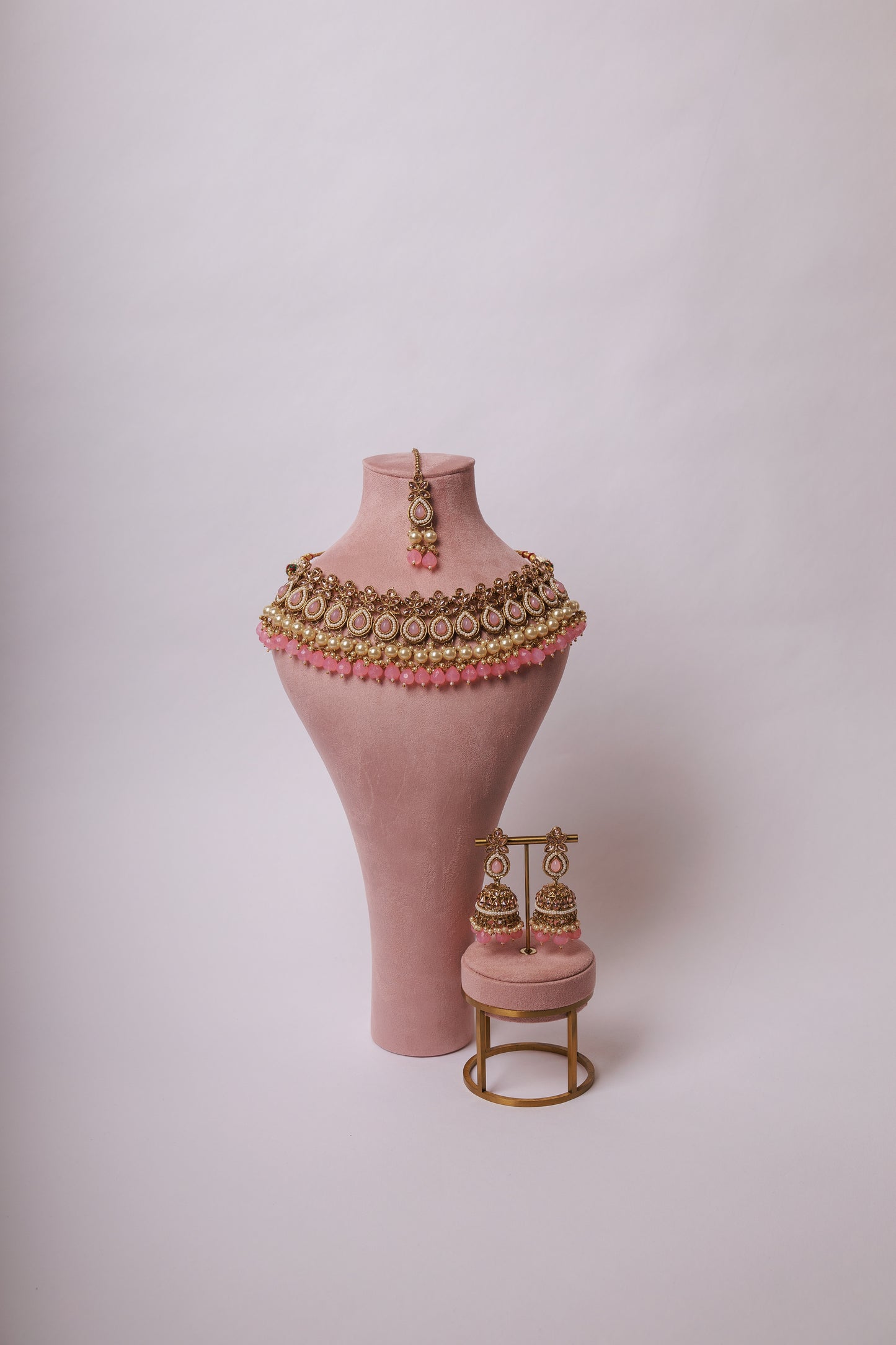 RUHAANI NECKLACE