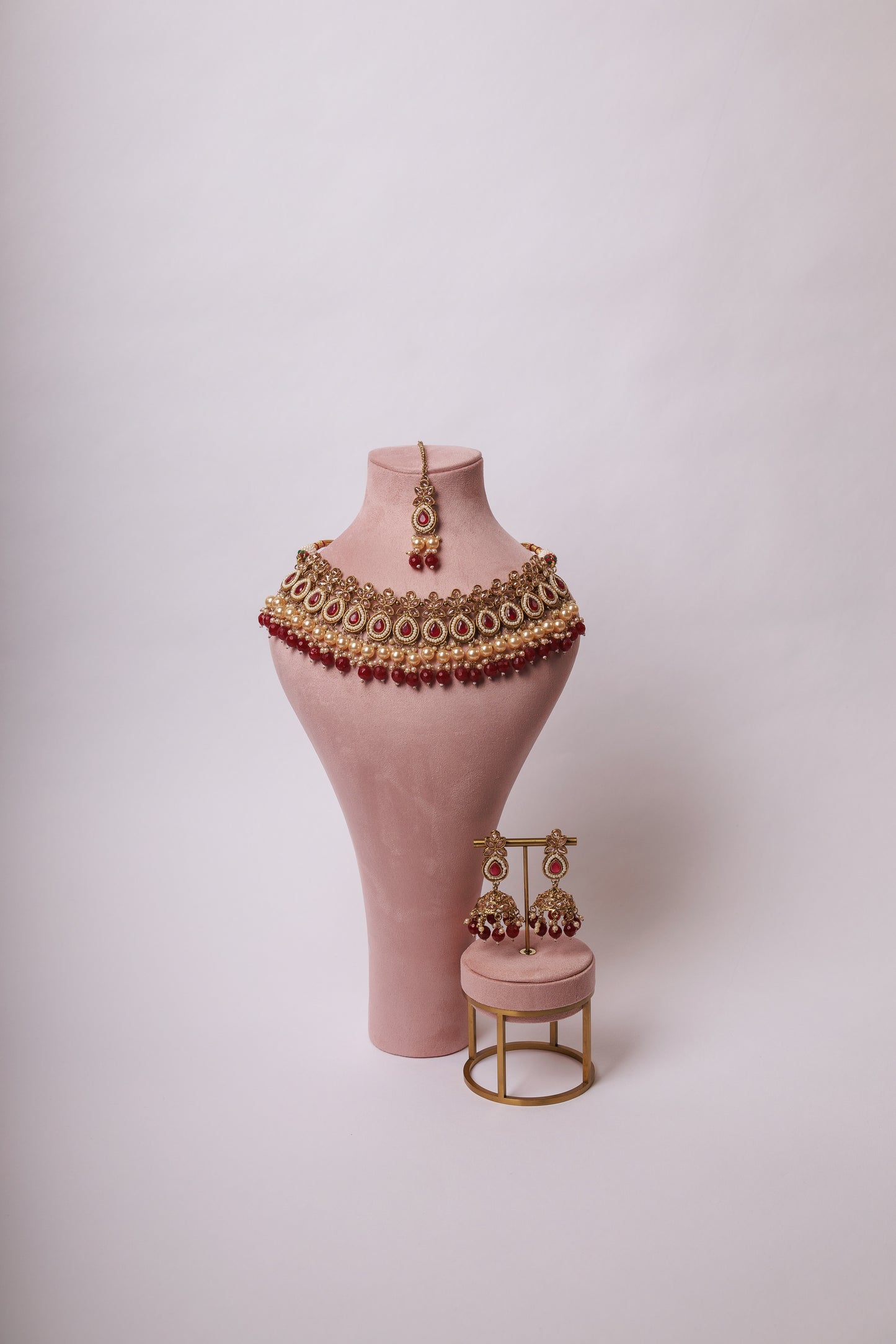 RUHAANI NECKLACE