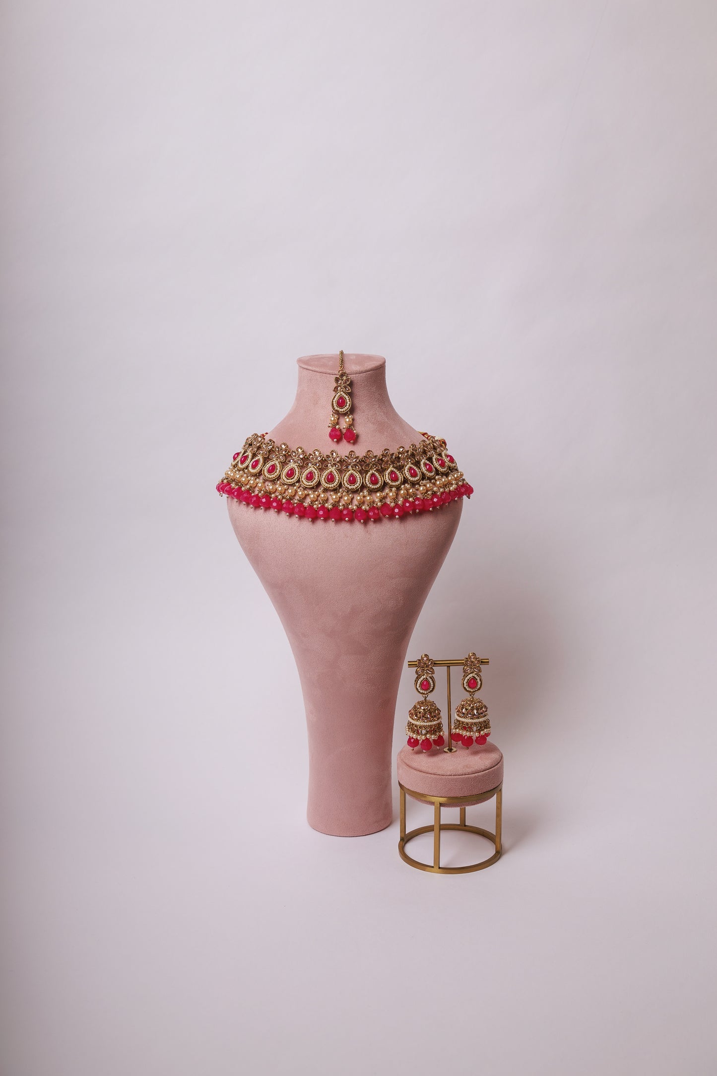 RUHAANI NECKLACE
